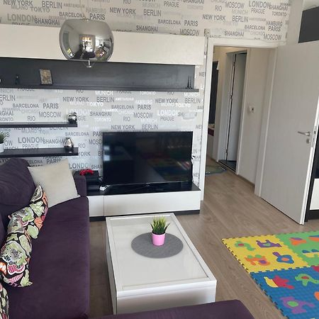 Briz Apartment; 2 Bdr; 6 Guests; Private Parking Warna Exterior foto