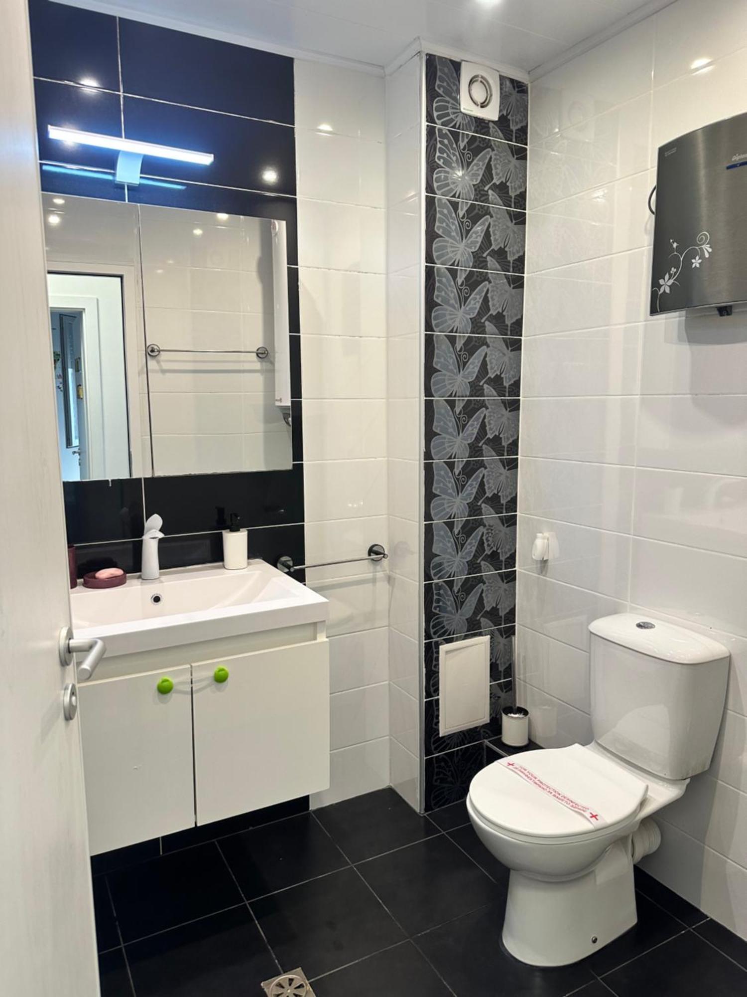 Briz Apartment; 2 Bdr; 6 Guests; Private Parking Warna Exterior foto